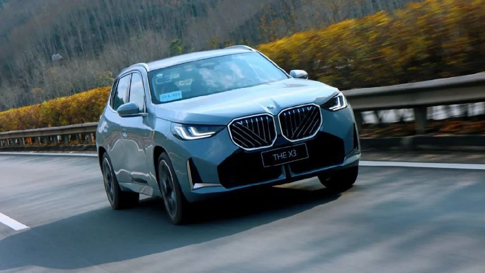 时代无法掩盖全新宝马X3的魅力，只是缩短了它与普通人的距离