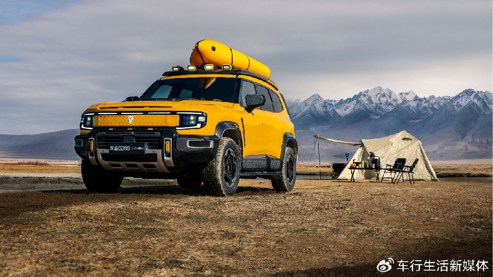 硬派SUV新风向，15.29万起深蓝G318无忧穿越版开启户外新纪元