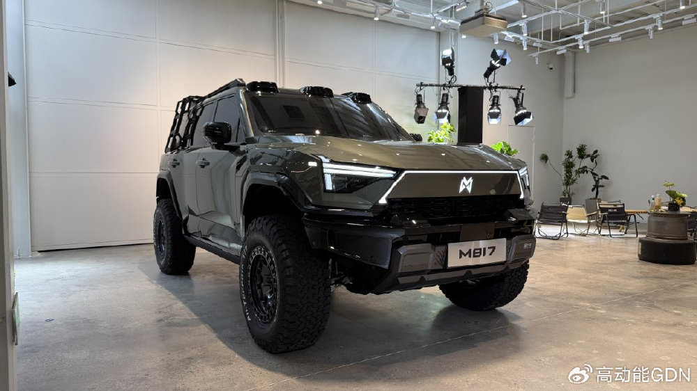 含“华”量最高的硬派越野车 东风猛士M817亮相2025上海车展