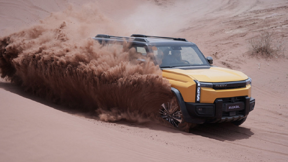 豪华同源“真国产卫士”，奇瑞风云X3L到底有多牛