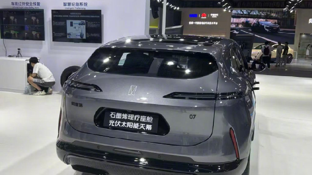 前8月销量目标完成率仅36%，阿维塔07恶补配置短板