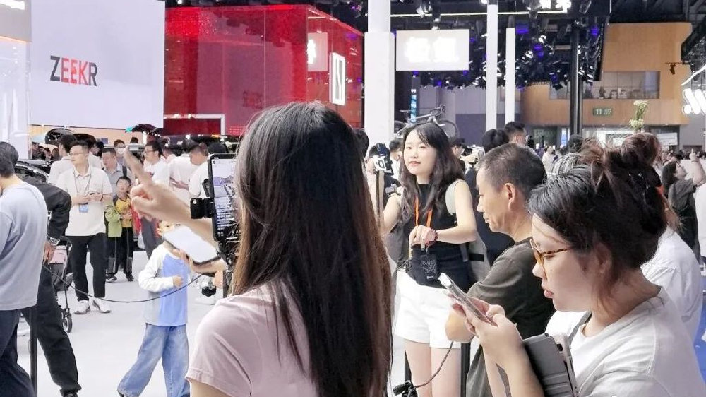 当美女主播成为“技术流”