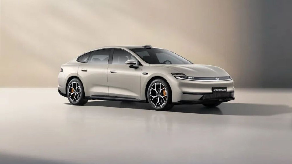 长安启源A06，11.99万起撬动家用中型车市场