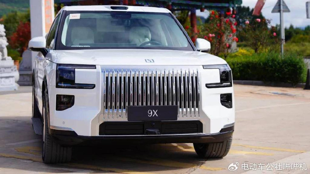 46.59万起！极氪首款插混车，凭啥13分钟订单破万？