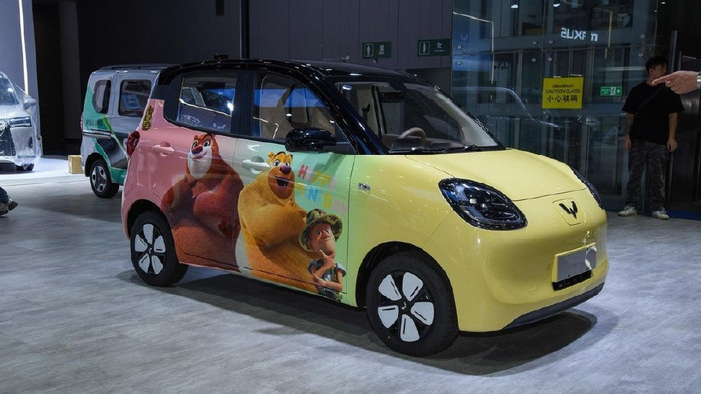 购车指南｜猛男也能开，25款五菱宏光MINIEV怎么选？