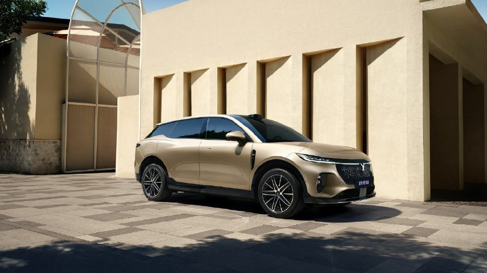 20万级纯电SUV新标杆！全新岚图知音凭啥撼动市场？