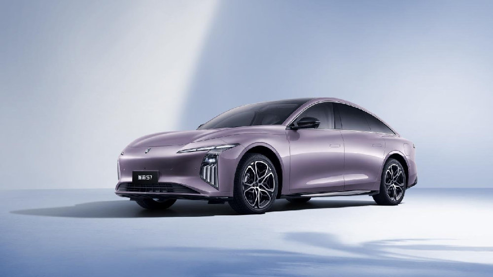 11月19日！“国民女神”董璇邀您共赴东风风行星海时尚之夜