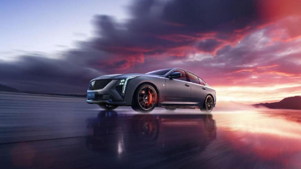 出厂即满配！凯迪拉克CT5：年轻人的第一台“合法改装”后驱车