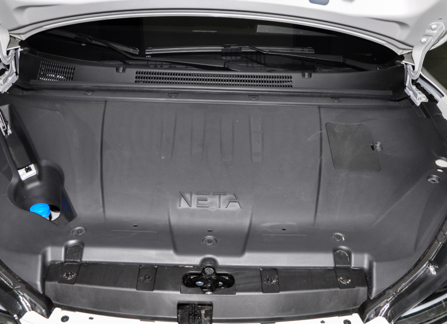 纯电小型SUV之争:比亚迪元Pro对比哪吒V