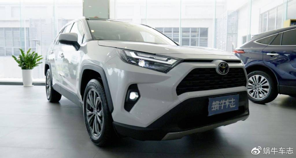 豐田RAV4榮放雙擎和日產超混奇駿怎么選?