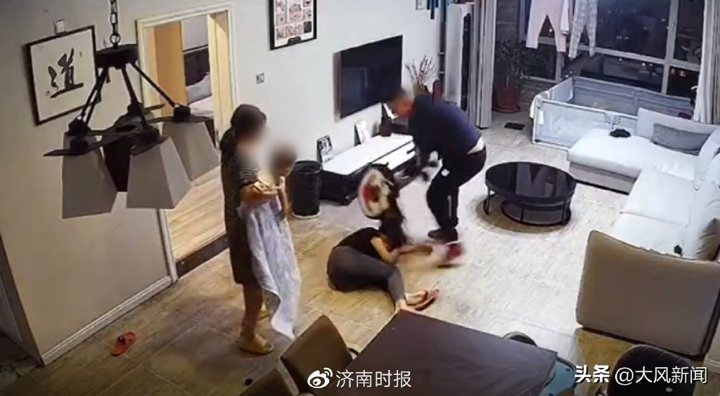 男子家暴哺乳女子视频引网友愤慨，施暴男被行拘休闲区蓝鸢梦想 - Www.slyday.coM