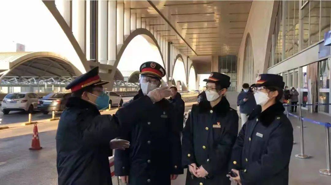 刚出生仅1个月的婴儿患病,急需转院休闲区蓝鸢梦想 - Www.slyday.coM 刚出生仅1个月的婴儿患病,急需转院休闲区蓝鸢梦想 - Www.slyday.coM