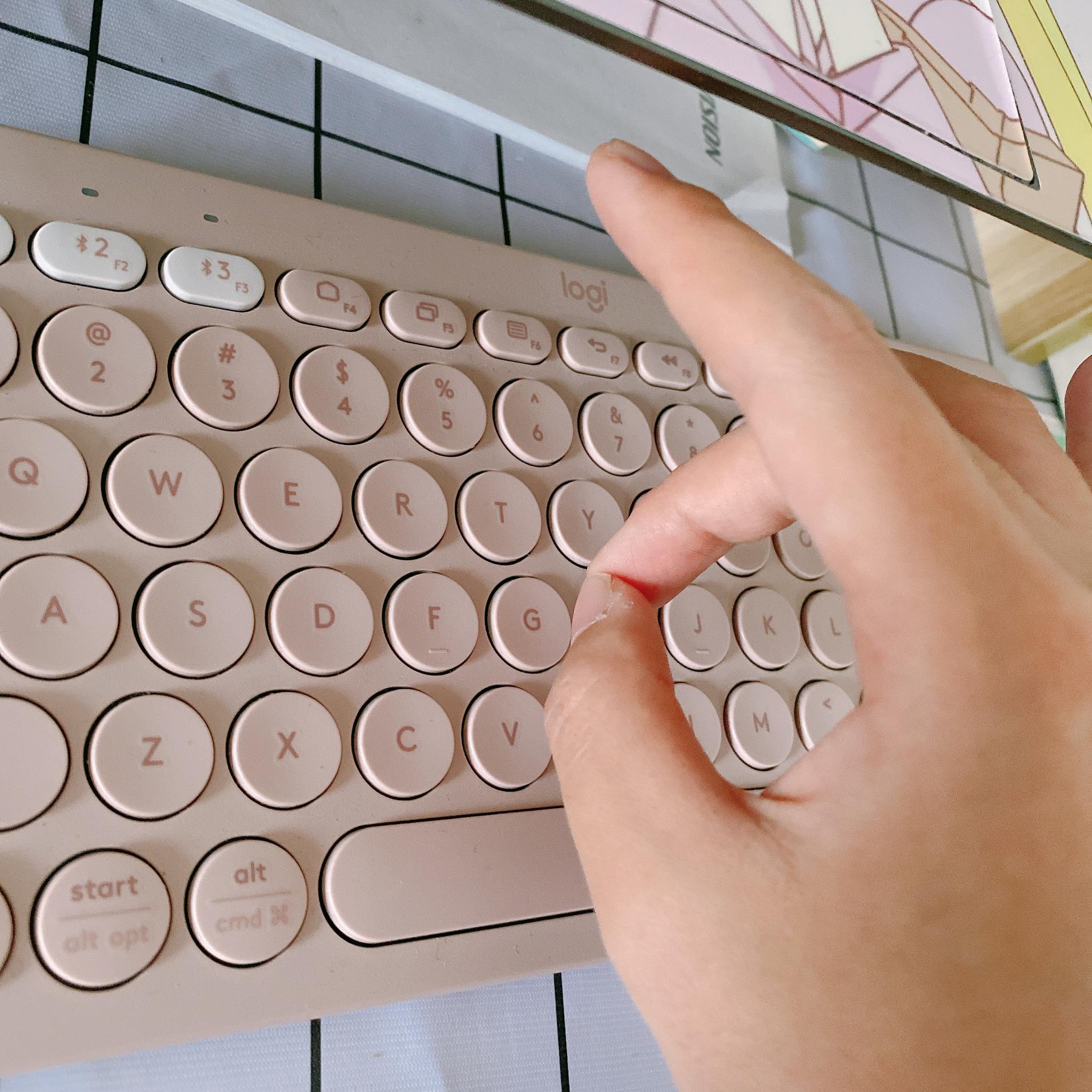 我的腱鞘炎复发了 大拇指不太能动 这几天右手食指用鼠标过度