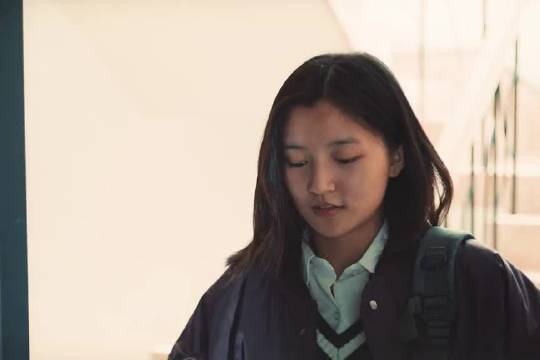 爆火台剧《欠你的那场婚礼》 “她陪他从意气风发的少年走到中年，换来的却是猜忌、懦弱和一地鸡毛”解说 台剧