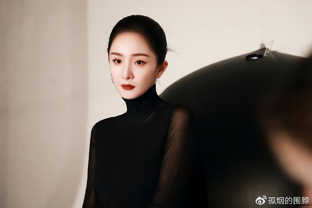 杨幂与嘉行解约背后：合作15年资产暴涨250倍，事关50亿财富休闲区蓝鸢梦想 - Www.slyday.coM