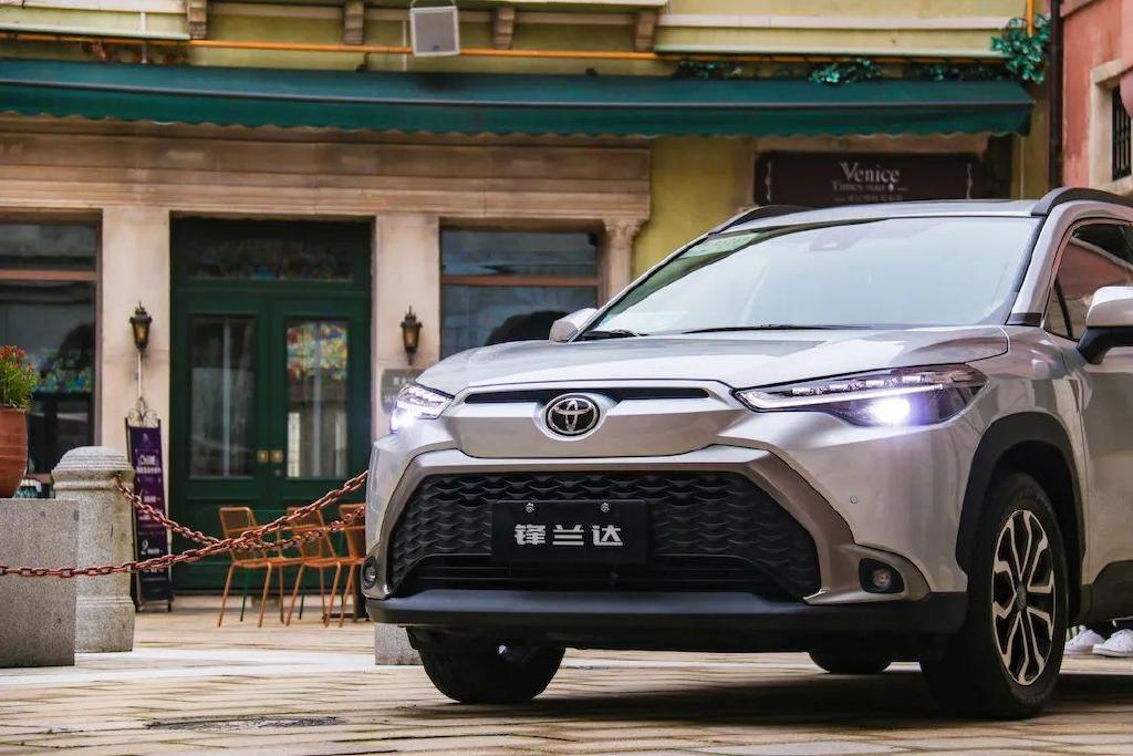 本田ZR-V对比丰田锋兰达,“两田”又杠起来了?