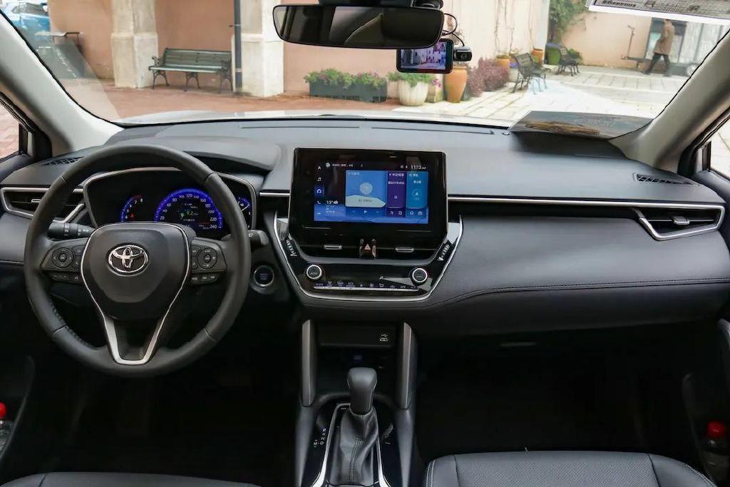 本田ZR-V对比丰田锋兰达,“两田”又杠起来了?