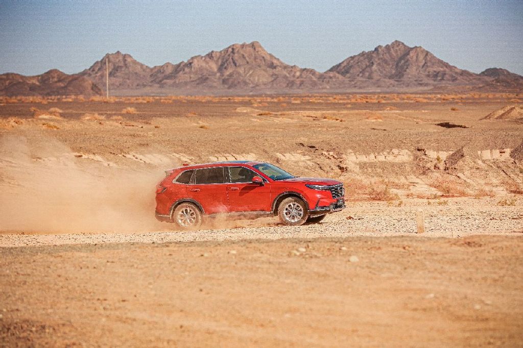 一台成熟又接轨时代的好车,大概就是新一代CR休闲区蓝鸢梦想 - Www.slyday.coM 一台成熟又接轨时代的好车,大概就是新一代CR休闲区蓝鸢梦想 - Www.slyday.coM