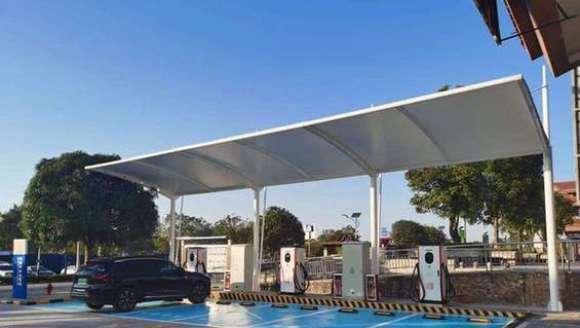 广西交通实业公司：学党史办实事 新能源车续航无忧