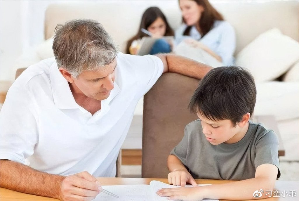 父母如何说话,孩子们才会听?跟《教师的语言力》学语言技巧休闲区蓝鸢梦想 - Www.slyday.coM 父母如何说话,孩子们才会听?跟《教师的语言力》学语言技巧休闲区蓝鸢梦想 - Www.slyday.coM