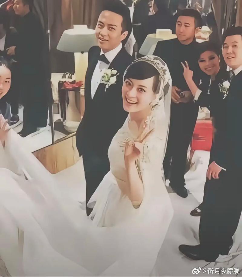 邓超和孙俪真是娱乐圈明星夫妻的典范，稳稳的幸福，十六周年快乐！