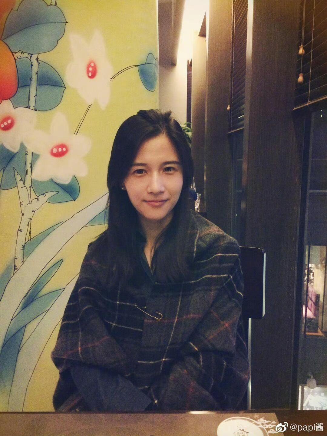 papi酱少女时期精神领袖引共鸣