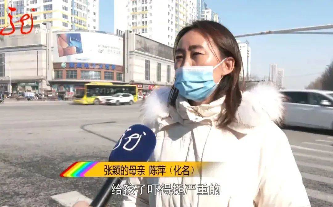 10岁女孩街头被陌生男子尾随,光天化日又抱又拽!休闲区蓝鸢梦想 - Www.slyday.coM 10岁女孩街头被陌生男子尾随,光天化日又抱又拽!休闲区蓝鸢梦想 - Www.slyday.coM