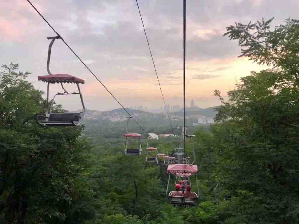 藏在迷雾森林里的“童话木屋”,小心精灵出没!休闲区蓝鸢梦想 - Www.slyday.coM 藏在迷雾森林里的“童话木屋”,小心精灵出没!休闲区蓝鸢梦想 - Www.slyday.coM