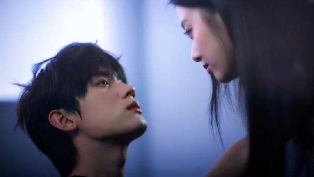 周翊然包上恩新剧腾讯爱奇艺热播