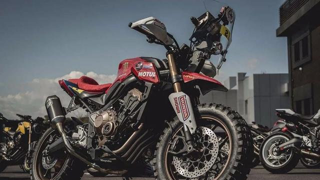 街车改拉力，本田CB650R改装达喀尔拉力战车展示
