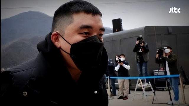 韩媒曝李胜利提前两天出狱,此前九项罪名成立,被判一年零6个月休闲区蓝鸢梦想 - Www.slyday.coM 韩媒曝李胜利提前两天出狱,此前九项罪名成立,被判一年零6个月休闲区蓝鸢梦想 - Www.slyday.coM