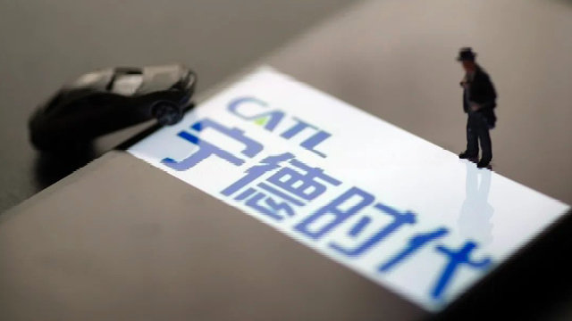 宁王“五折”甩卖电池，绑定车企未来，用户买车或照样没优惠