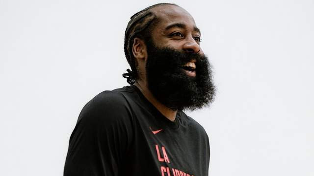 哈登的速度与智慧能否撕裂掘金防线直面约基奇