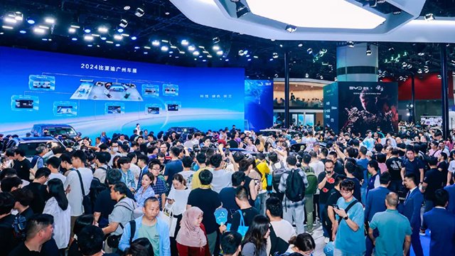 【汽车人】求你了，新车发布别再念说明书了