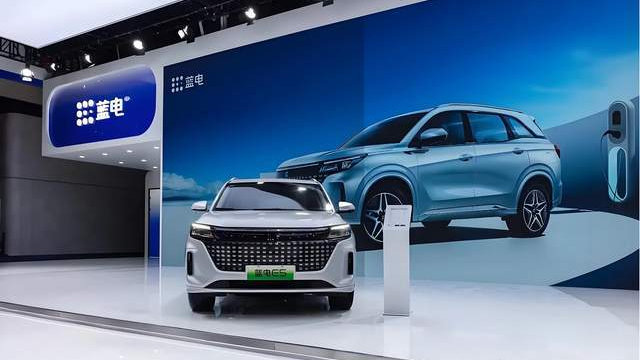 1.75亿成为大股东！赛力斯成立″蓝电″，背后竟然藏着一支″国家队″