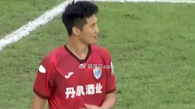 下一个武磊？24岁前锋中乙攻入24球破纪录：从小学习武磊！