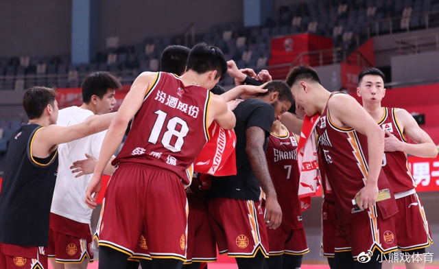 场均贡献两双数据领跑全联盟年轻后卫行列