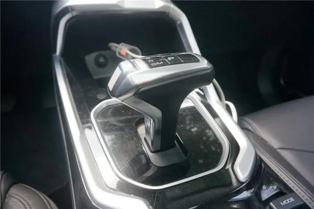 老车新试2017款哈弗H6:“销量王”的内心是台称职的家用车