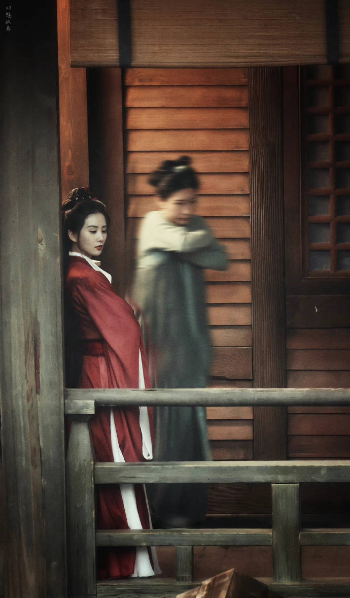 刘诗诗《一念关山》再曝新路透,红衣造型惊艳,宛若侠女一般休闲区蓝鸢梦想 - Www.slyday.coM 刘诗诗《一念关山》再曝新路透,红衣造型惊艳,宛若侠女一般休闲区蓝鸢梦想 - Www.slyday.coM