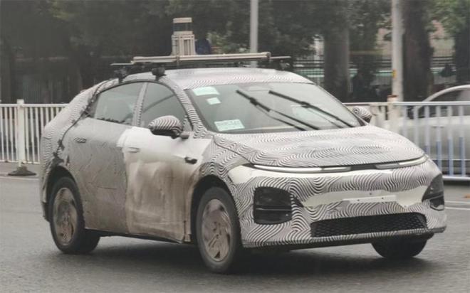 硬刚特斯拉Model Y?小鹏F30路测谍照曝光,有望年内发布