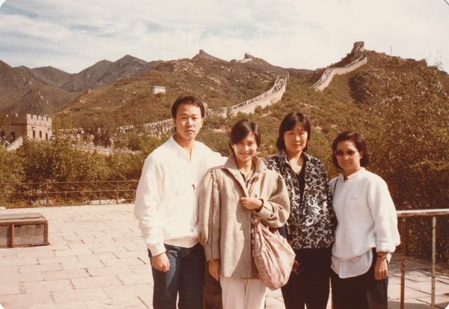 何超琼24岁访京照曝光!打扮时尚甜美,揭赌王家训:爱国爱港爱澳休闲区蓝鸢梦想 - Www.slyday.coM 何超琼24岁访京照曝光!打扮时尚甜美,揭赌王家训:爱国爱港爱澳休闲区蓝鸢梦想 - Www.slyday.coM