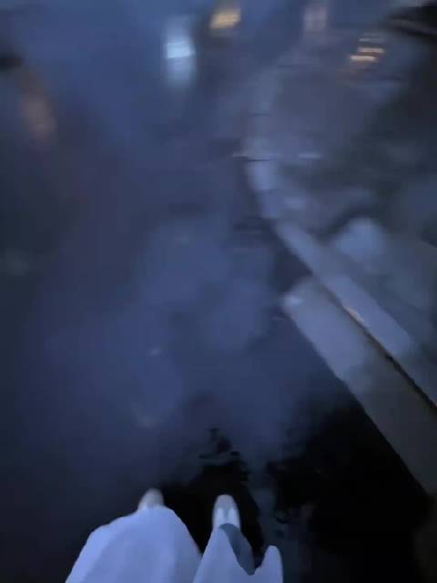 就别抱紧 我别安慰我