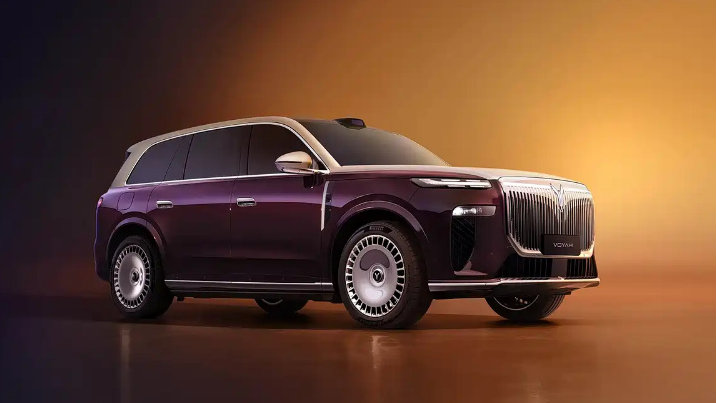 补能只要12分钟！岚图泰山配800V高压平台，65度大电池+鸿蒙座舱5