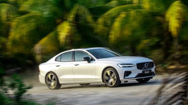 安全才是最大的豪华！沃尔沃S60限时价17.49万起，可以下手了？