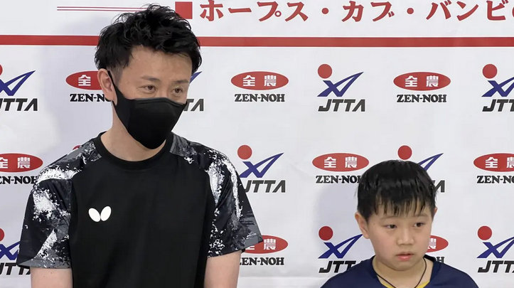 日本锦标赛前日本男乒主教练仓岛洋介给儿子仓岛康介当场外