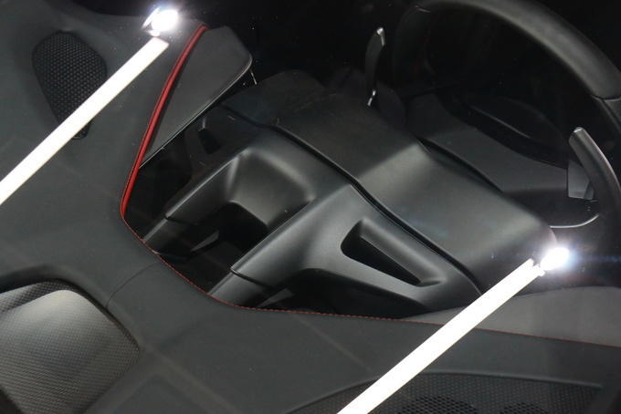 V6混动小排量的法拉利还是那个味吗?赛道试驾法拉利296 GTB超跑休闲区蓝鸢梦想 - Www.slyday.coM V6混动小排量的法拉利还是那个味吗?赛道试驾法拉利296 GTB超跑休闲区蓝鸢梦想 - Www.slyday.coM