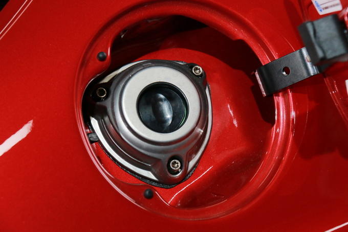 V6混动小排量的法拉利还是那个味吗?赛道试驾法拉利296 GTB超跑休闲区蓝鸢梦想 - Www.slyday.coM V6混动小排量的法拉利还是那个味吗?赛道试驾法拉利296 GTB超跑休闲区蓝鸢梦想 - Www.slyday.coM