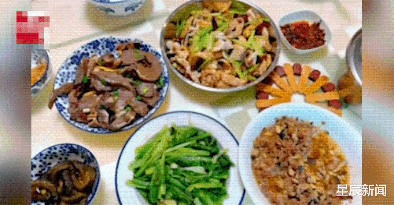 女生第一次去男友家,全家仪式感拉满,男朋友爸妈拉横幅欢迎休闲区蓝鸢梦想 - Www.slyday.coM 女生第一次去男友家,全家仪式感拉满,男朋友爸妈拉横幅欢迎休闲区蓝鸢梦想 - Www.slyday.coM