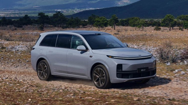 后轮转向+大电池，疑似新款理想L9曝光