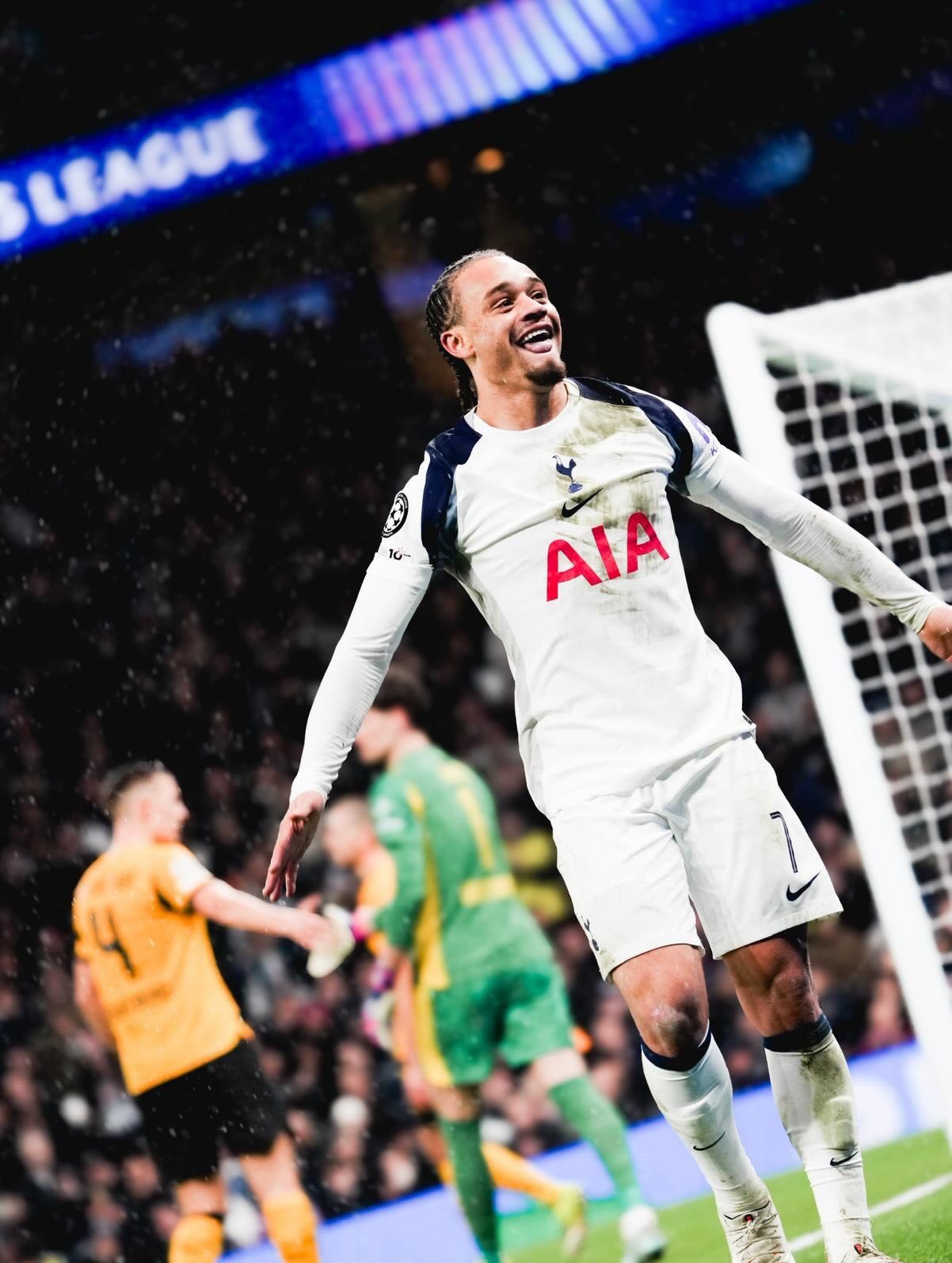 西蒙斯IG发文称经历失败多于他人尝试次数，范德文斯宾塞留言回应